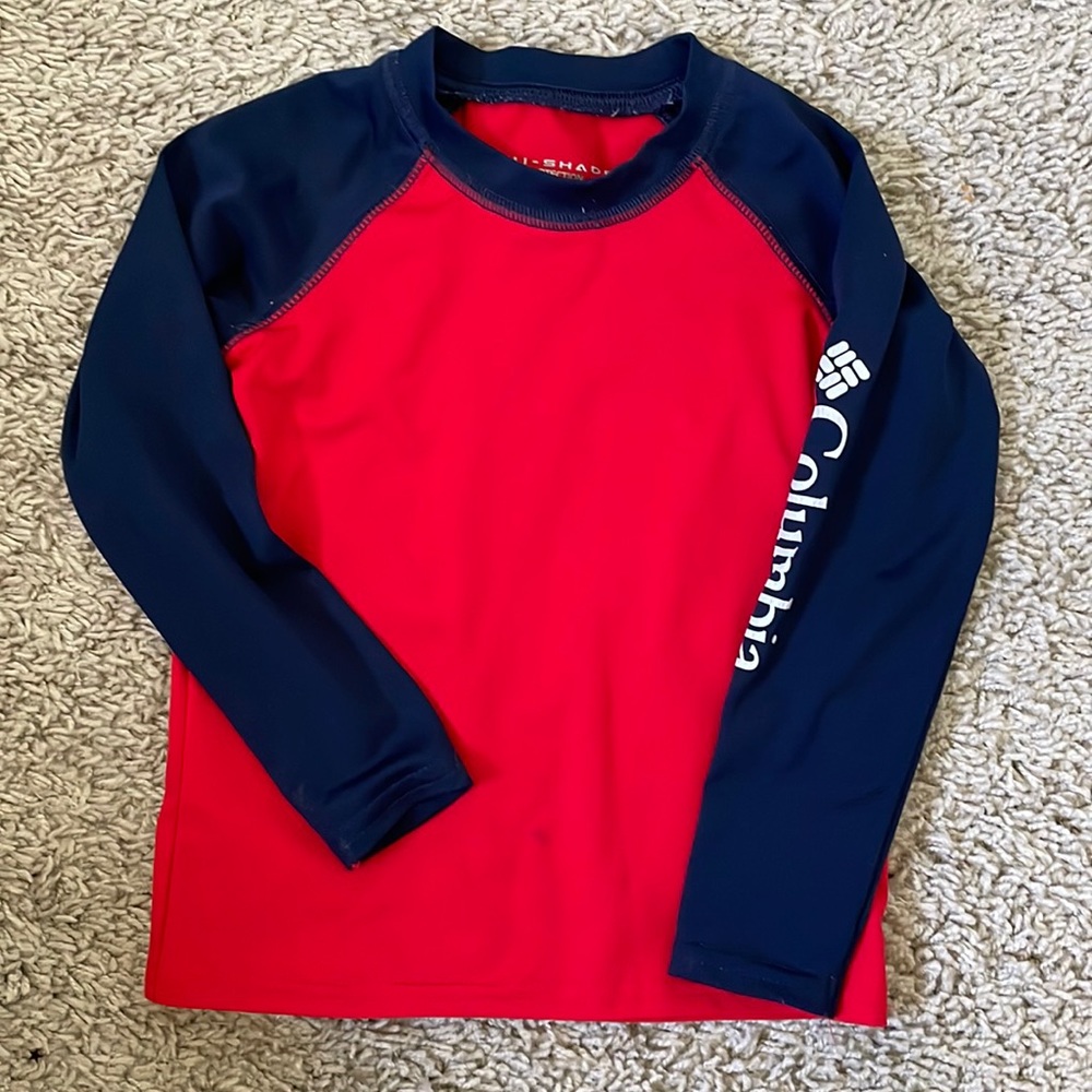 Columbia rashguard